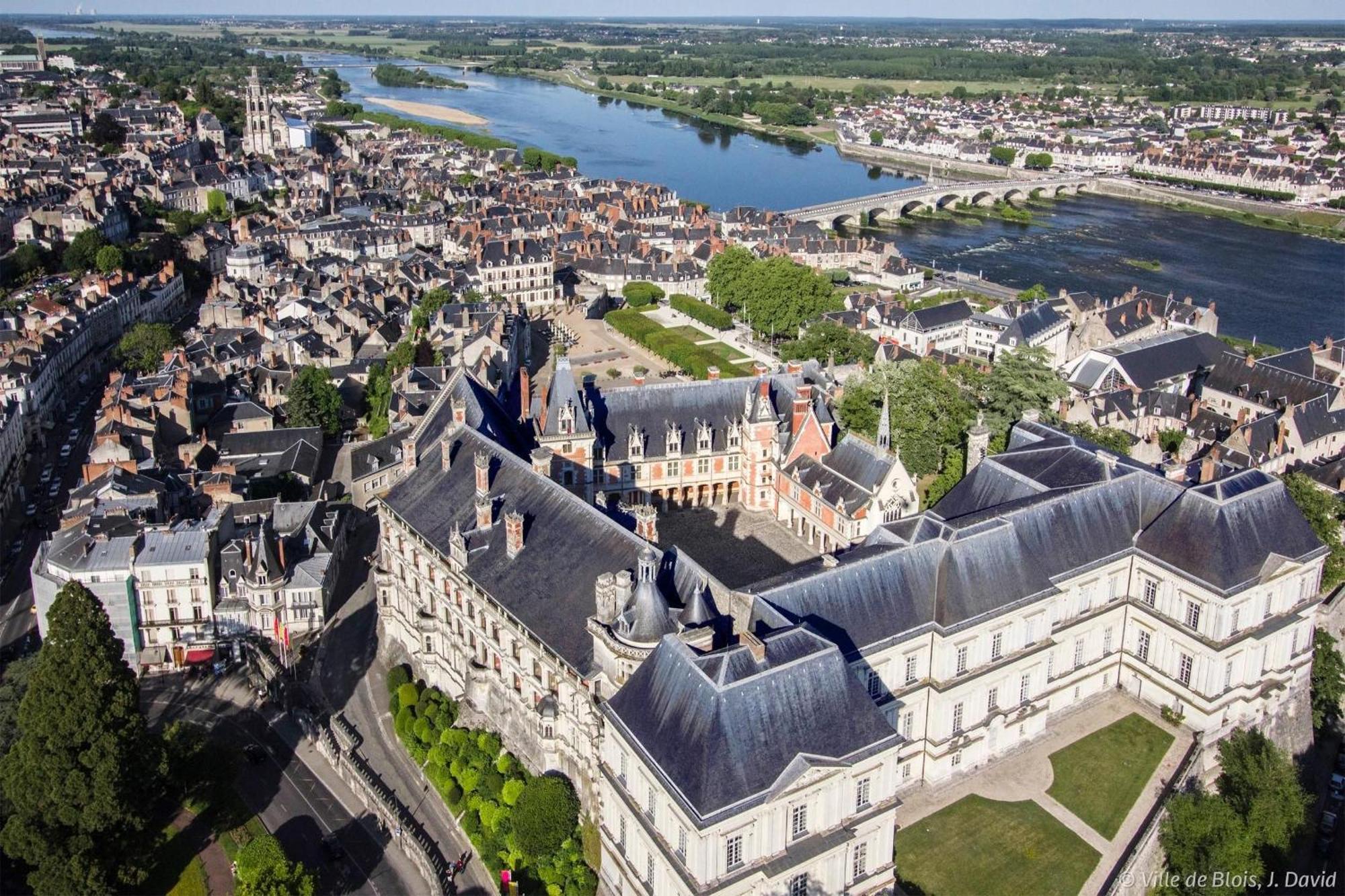 Chez Chris Hotel Cour Cheverny Bagian luar foto